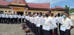 Kapolres Sarmi Berikan Motivasi Kepada Casis Polri TA 2021