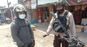 Polisi Sita Sajam dan Miras Saat Operasi Pekat Mansinam