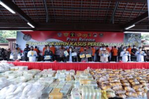 Polri Bongkar Peredaran 2,5 Ton Sabu Jaringan Internasional, 18 Tersangka Ditangkap