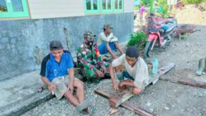 Pererat Tali Silaturahmi, Babinsa Napan Rutin Kunjungi Warga