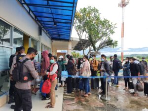 Dua Penumpang Asal Sorong Terdeteksi Positif COVID-19