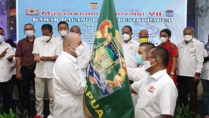 Ketua Kadin Papua Resmi Dijabat Ronald Bonay