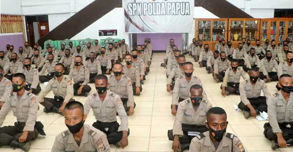 Kepada 601 Bintara Noken, Kapolda Papua Tekankan Ini