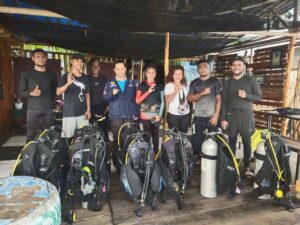 Jelang Hari Lingkungan Hidup Sedunia, Ketapang Diving Club Buat Aksi Ini