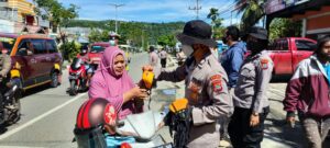 Putus Mata Rantai Virus Corona, Puluhan Masker Dibagikan