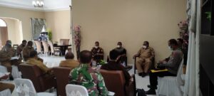 Pesta Rakyat Ditunda Bupati Kasihiw Minta Maaf