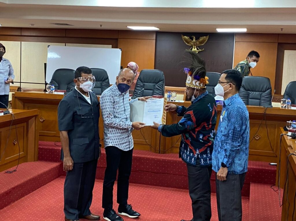 DIM Papua Barat Diserahkan, Fraksi NasDem Siap Kawal di Pansus