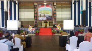 Gubernur Mandacan Sebut Tahap Sosialisasi Hukum Sangat Penting