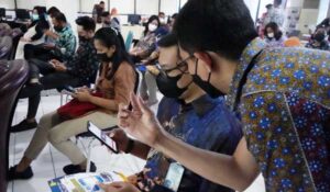 PLN Ajak Pegawai BNI Ambon Beralih ke Gaya Hidup Serba Listrik