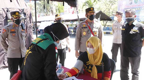 HUT ke 75, Polda Papua Gelar Gebyar Serbu Suntik Vaksin Covid-19 Massal 9 Polda Papua Gebyar Serbu Vaksin Masssal