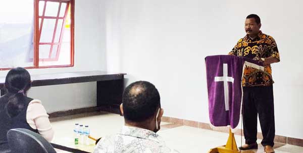 Setwan Biak Numfor Gelar Bintal ASN Perdana 2 Sekwan Biak Yudi Wanma Sambutan