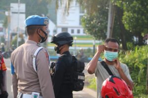 Polda Papua Barat Gencar Operasi PPKM Mikro