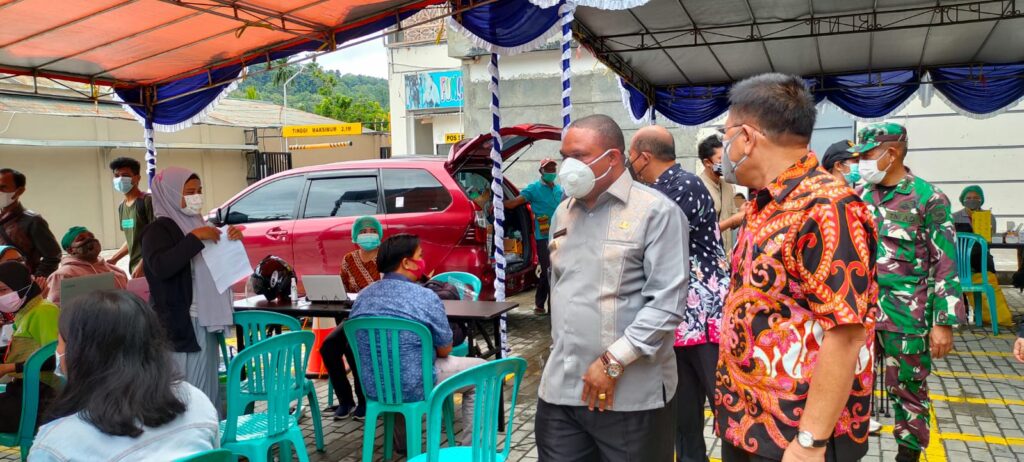 Pemkab Manokwari Gelar Vaksinasi Massal Sasar Pelaku Usaha