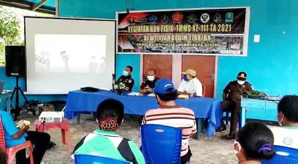 Sukseskan TMMD 111, Kejari BN Beri Penyuluhan KDRT - Perlindungan Anak 17 Satgas TMMD 111 BN Kejari BIak Pnylhn