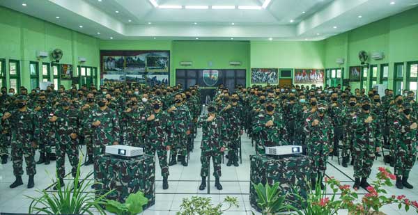 Kasdam Cenderawasih Tutup Pembekalan Satuan BKO Kodim Persiapan Gel III 10 Satuan BKO Kodim Persiapan Gel III