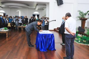 Ridwan Rumasukun Dilantik Jadi Plt Sekda Papua, Dance Flassy: Saya Sekda Definitif