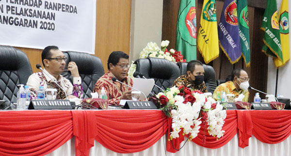 LPJ Gubernur 2020 Diterima 8 Fraksi DPRD Maluku