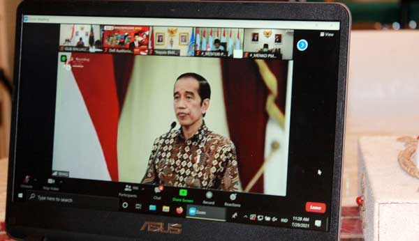 Gubernur Maluku Hadiri Virtual Zoom Hadapi Bencana Bersama Presiden RI 18 Gubmal MI Virtual Presiden Hadapi Bencana