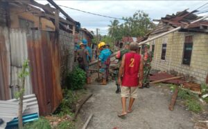 Akibat Angin Kencang, Sejumlah Rumah Rusak Parah