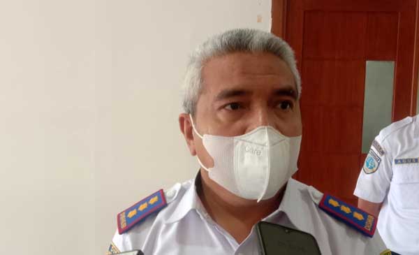 Kandasnya KM Tidar di Perairan Pelabuhan Namlea Karena Faktor Cuaca 10 Kadis Hub Mal Muhammad Malawat web