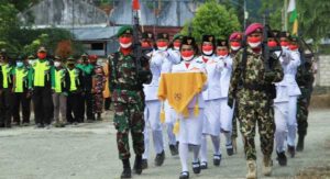 Di Batas RI – PNG, Satgas TNI – Warga Peringati HUT RI ke 76