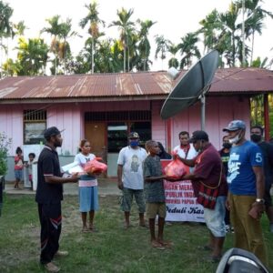 BMP dan BPMP Peduli COVID-19, Bagi Sembako Kepada Orang Tak Mampu