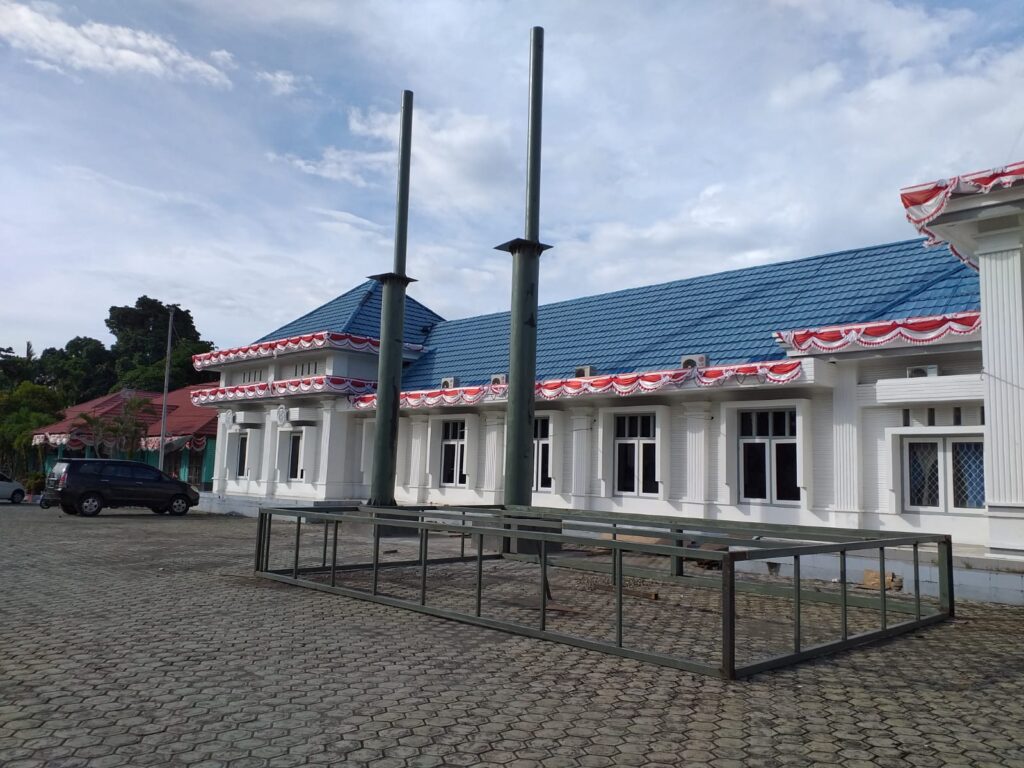 Diskominfo Papua Bangun Videotron Promosi PON XX dan Peparnas XVI 2021di Nabire