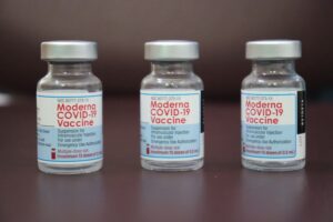 Studi: Vaksin Moderna Unggul Dalam Ciptakan Antibodi Dibanding Pfizer BioNTech