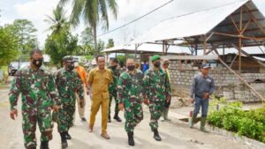 Danrem Binaiya Tinjau TMMD ke 112 di Seram Utara Timur Kobi