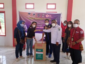 Putus Pandemi C-19, Garnita NasDem PB Sumbang 2 Oxygen Concentrator Kepada PMI