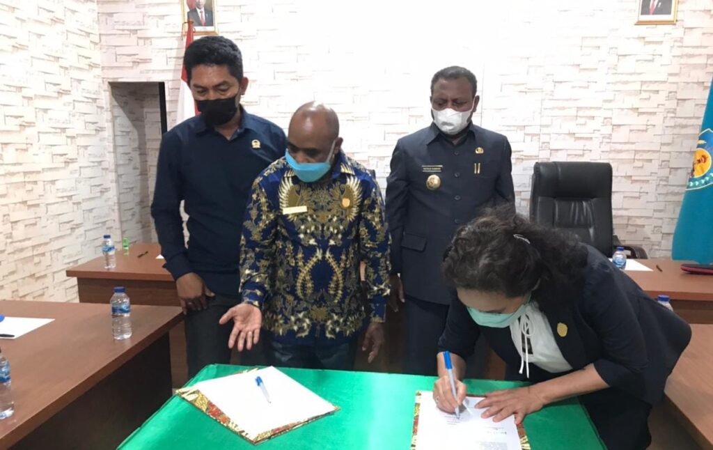 KUA/PPAS Perubahan Teluk Bintuni Tahun 2021 Resmi Ditandatangani