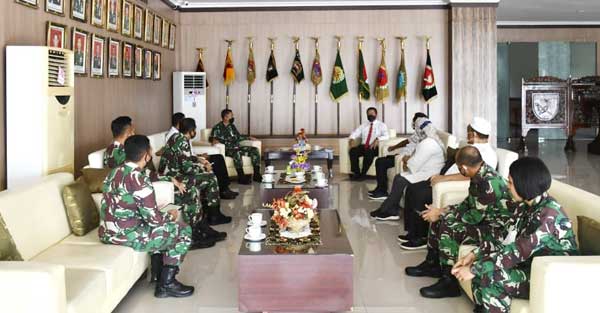 Kodam 16 PTM Unpati Ambon Vaksinasi