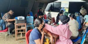 Warga Baguala Ambon Kembali Terima Vaksin TNI AL