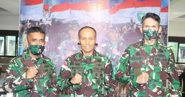 Pangdam 17 Cen Sertijab Tradisi korps