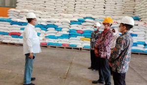 Dirut Bulog Budi Waseso Cek Stok Beras Maluku di Ambon
