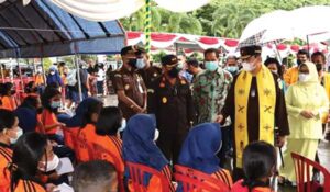 615 Warga Masohi Manfaatkan Layanan Vaksinasi Kejaksaan Tinggi Maluku