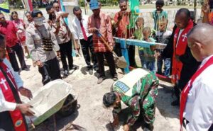 Aparat TNI di Biak Hadiri Peletakan Batu Pertama Gedung Paud – Sekolah Minggu