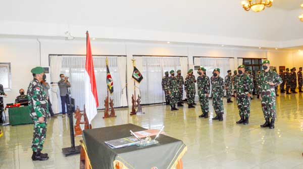 Danrem 172/PWY Pimpin Sertijab Kasipers Korem dan Danyon 756/WMS 4 Danrem 172 WY Sertijab Kasipers Danyon756