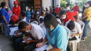 TNI AL Gandeng Binda Maluku Vaksin Jemaat GPM Bethesda Hative Besar