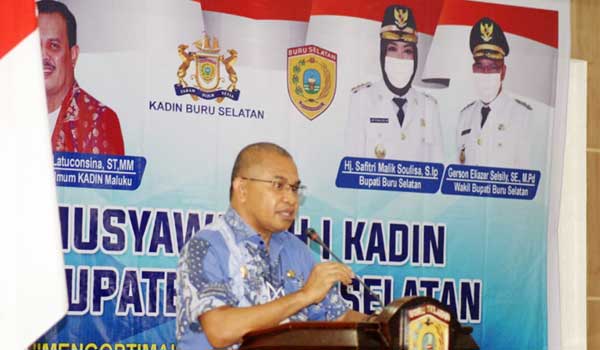 Buka Musyawarah I KADIN Bursel, Ini Pesan Wabup Gerson