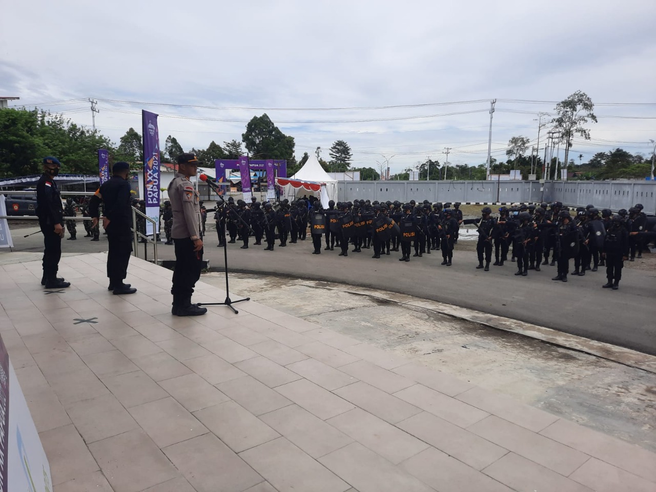 Pertandingan Perempat Final Futsal PON XX Dijaga Ketat Aparat Keamanan 16 WhatsApp Image 2021 10 01 at 21.50.11