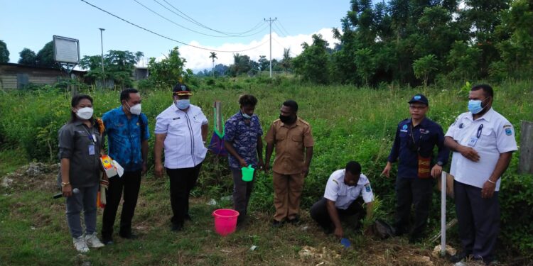 Implementasi Aksi Perubahan Lindungi Hutan Kampung Soribo, Kabupaten Manokwari, Papua Barat, Rabu (13/10/2021).(Foto : Isitmewa)