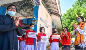 Puteri Indonesia Asal Maluku Peringati Sumpah Pemuda Bareng Pelajar Malra