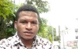 Tak Terima Penobatan RHP, Pemuda – Mahasiswa Tabi Papua Tuntut Dicabut