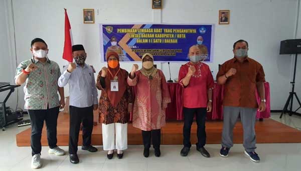 Dikbud Promal Seminar Kebudayaan SBB kor