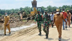 Cek Kesiapan, Pangdam Cenderawasih Kunjungi Lahan Jagung di Keerom