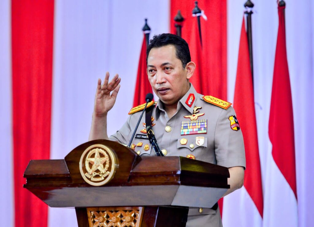 Komitmen “Potong Kepala” Kapolri Copot 7 Pejabat Polisi