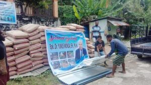 Berbagi Kasih, Yunus Wonda Bantu Mahasiswa Yahukimo di Jayapura