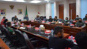 Danrem 151 Binaiya Pimpin Rapat Percepatan Vaksinasi se-Maluku