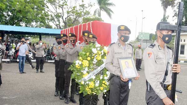 Kapolda Jambi Antar Alm Siswa SPN Papua
